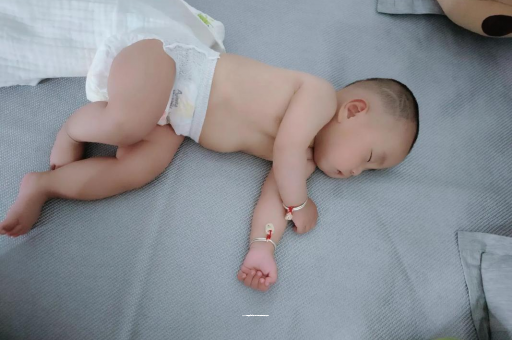 长葛宝宝口水多怎么回事